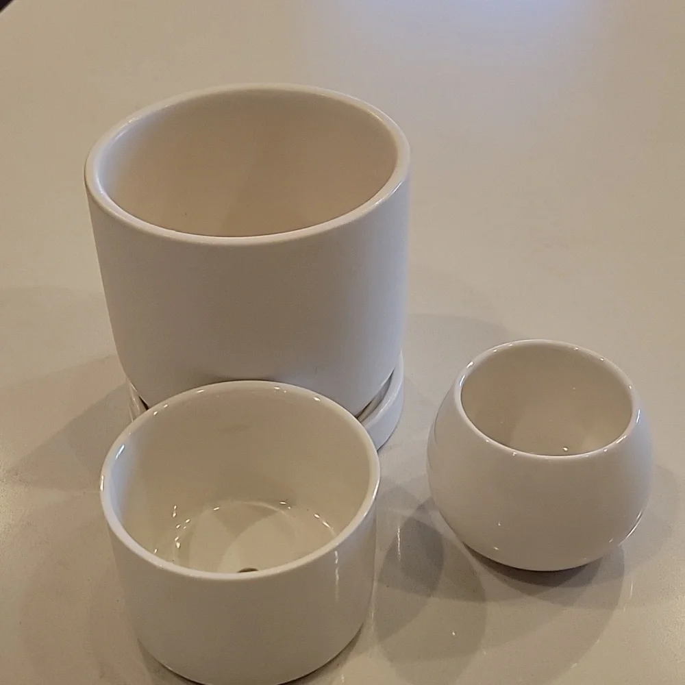 Pottery Barn Modern White Ceramic Planter Set